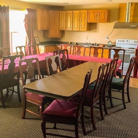 Royal Inn Rockville Екстериор снимка