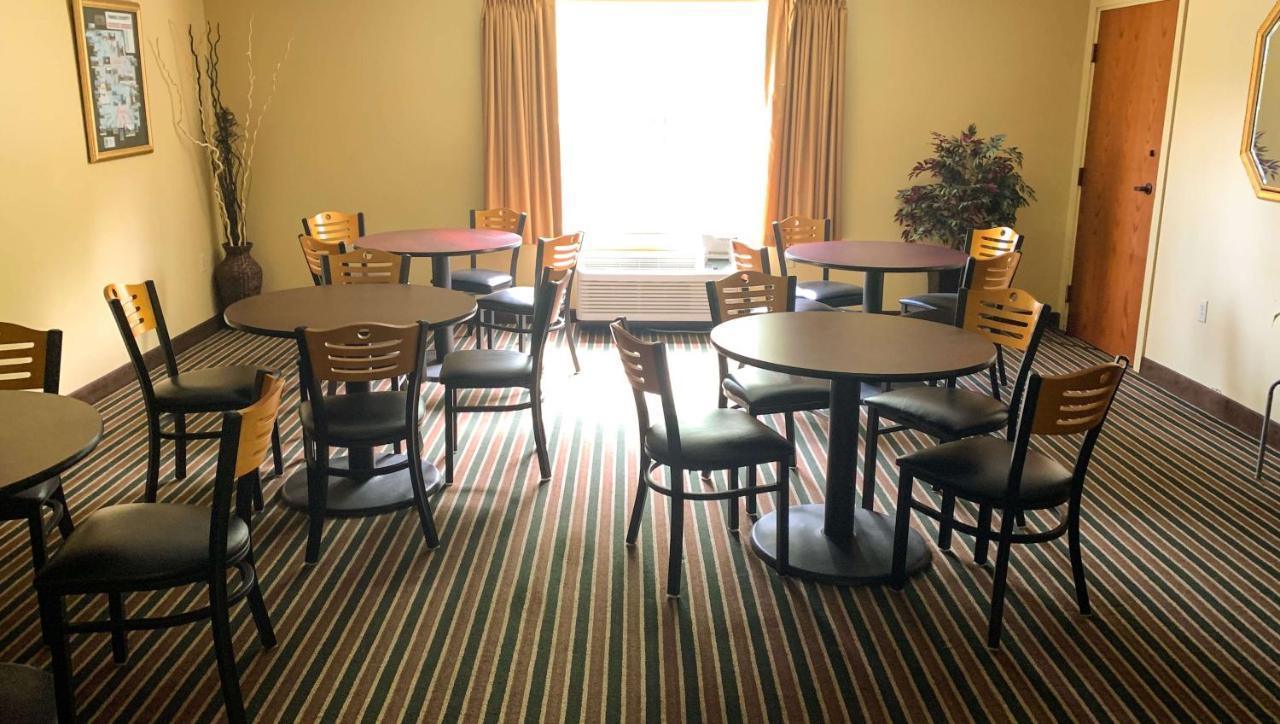 Royal Inn Rockville Екстериор снимка