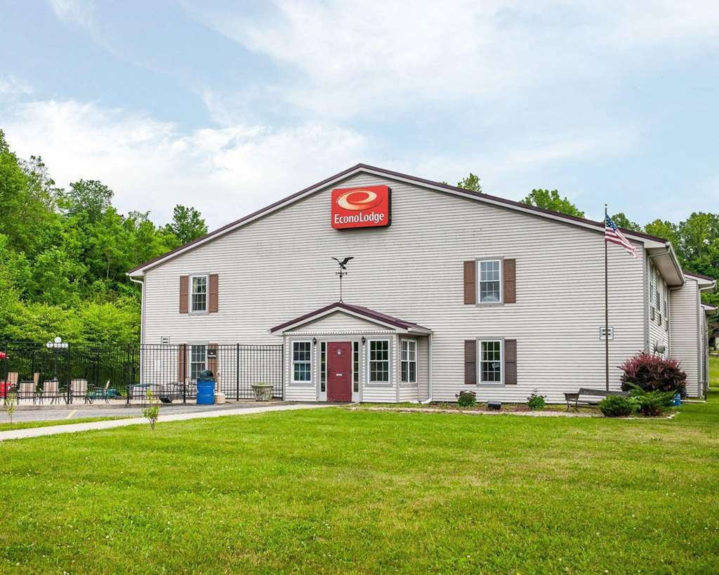 Royal Inn Rockville Екстериор снимка