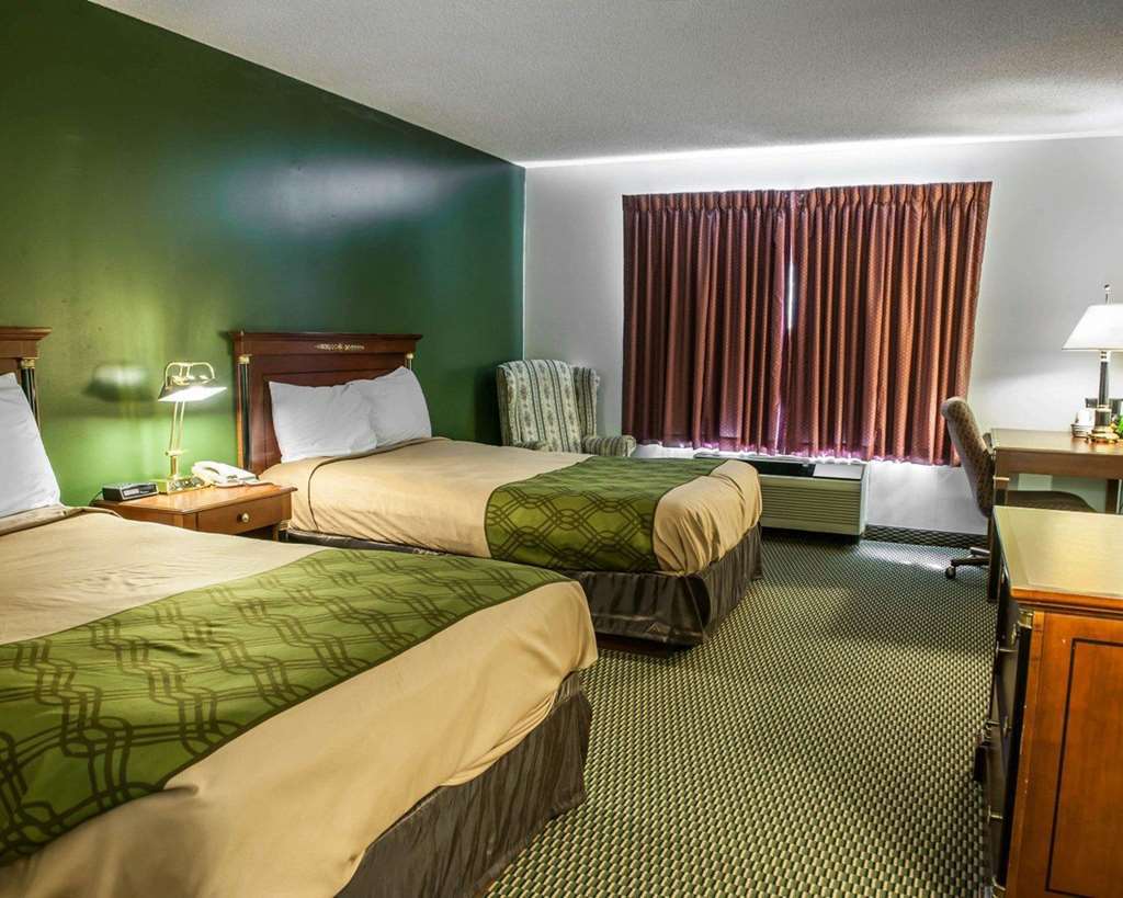 Royal Inn Rockville Стая снимка