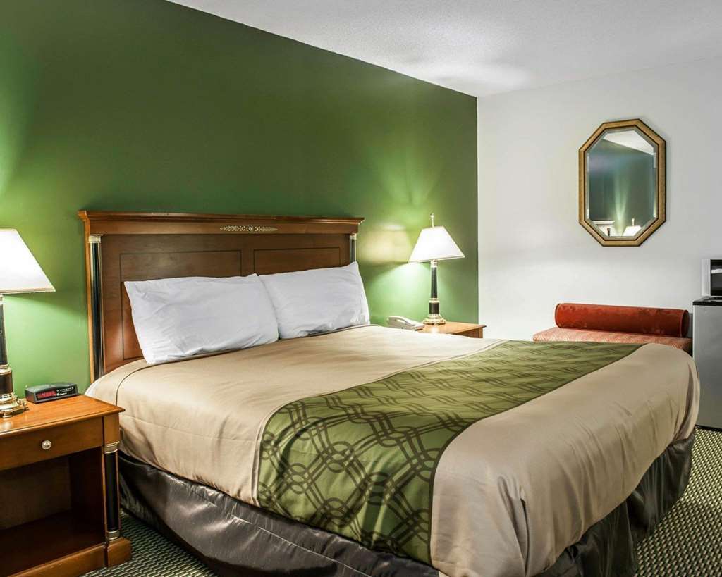 Royal Inn Rockville Стая снимка