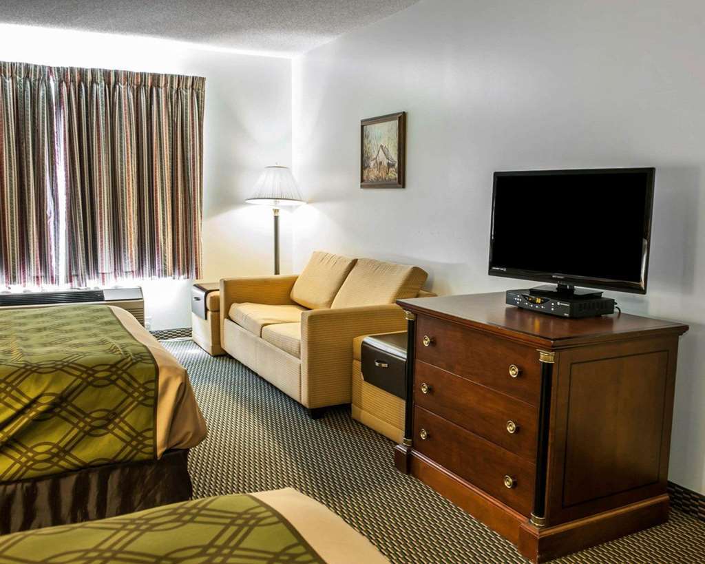 Royal Inn Rockville Стая снимка